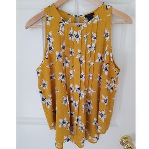 Medium sleeveless Ann Taylor blouse